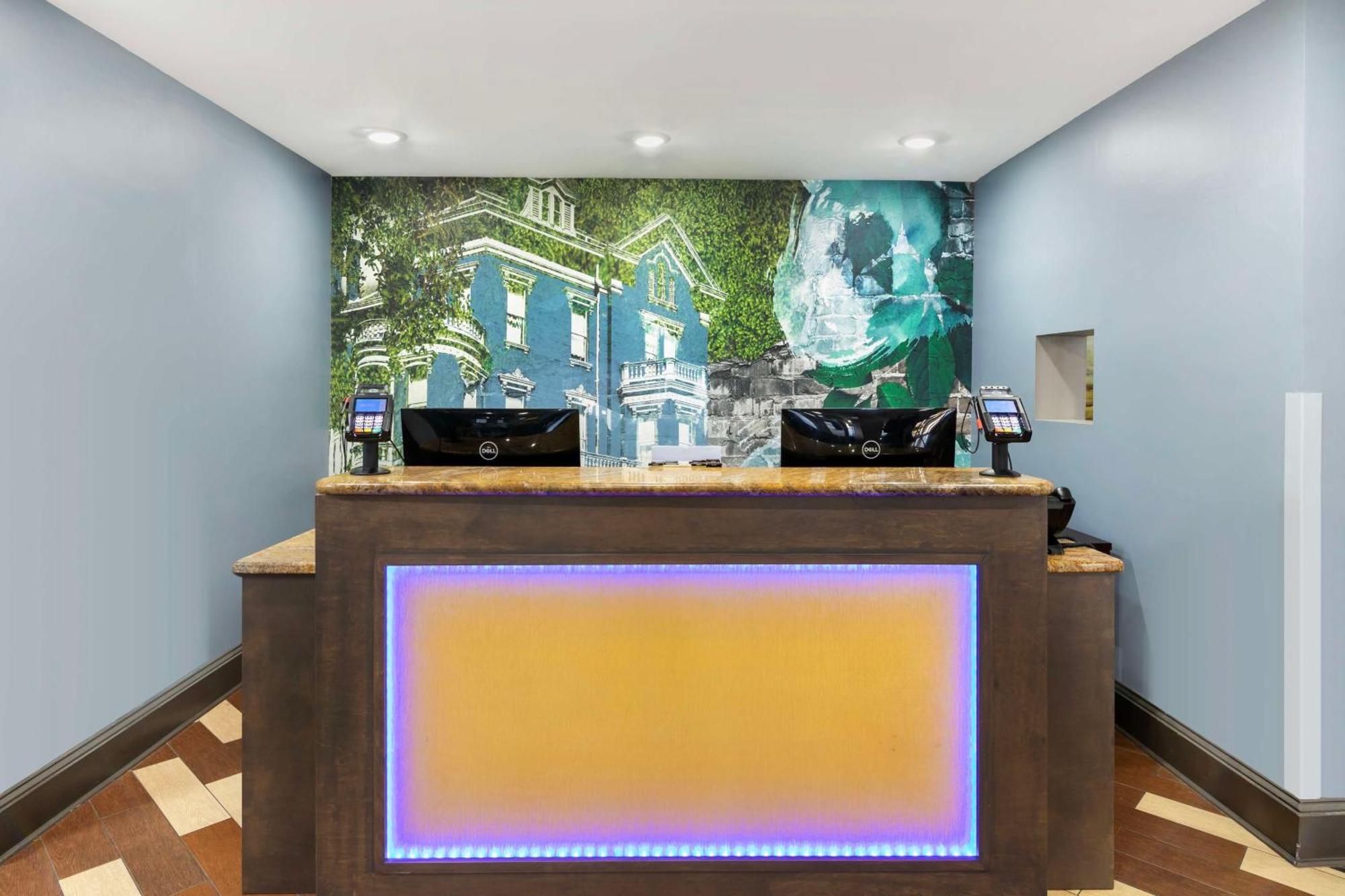 Best Western Savannah Airport Inn & Suites Pooler Exteriör bild