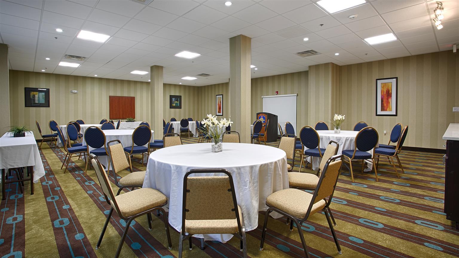 Best Western Savannah Airport Inn & Suites Pooler Exteriör bild